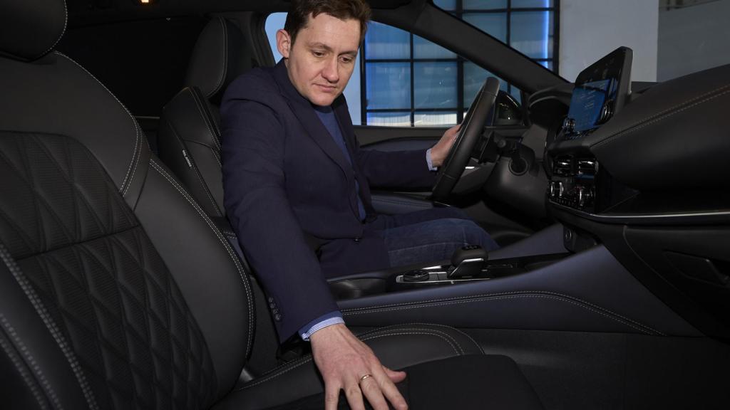 En esta nueva generación también se ha incrementado la calidad, si bien todavía cuenta con botones físicos.