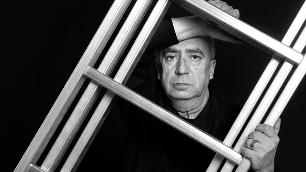 Ángel-Guinda,-por-Columna-Villarroya-(2009)