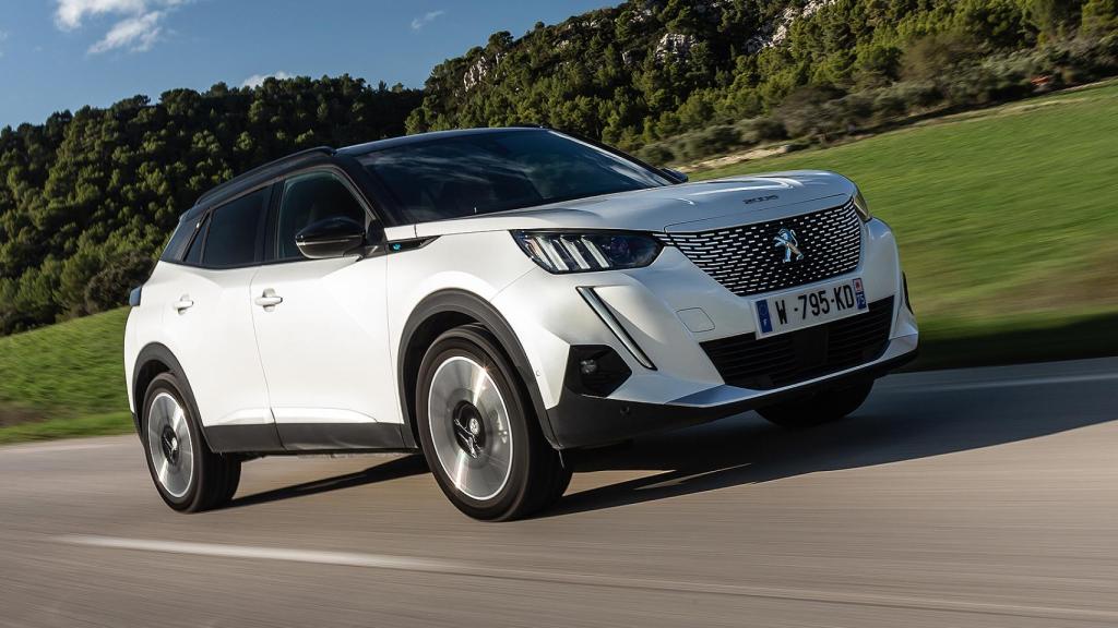 El Peugeot 2008, el coche más vendido en febrero.