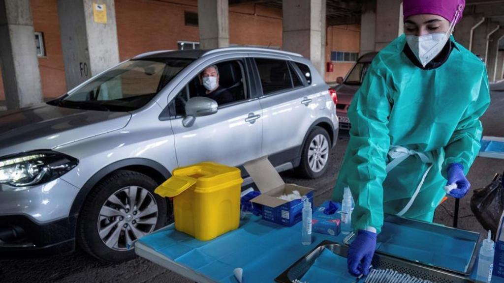 Vacunación en las inmediaciones del Nuevo Colombino