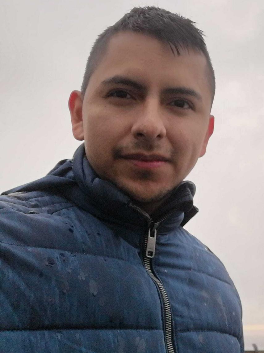 Edison ha conseguido un empleo en Banco Santander.