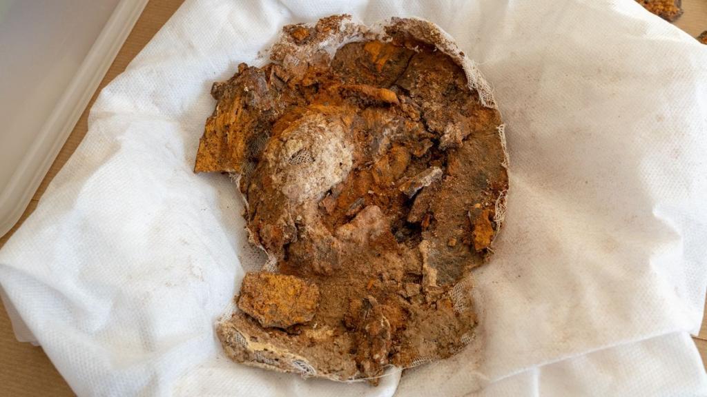 Una de las piezas halladas durante los trabajos de restauración de la Muralla Púnica.