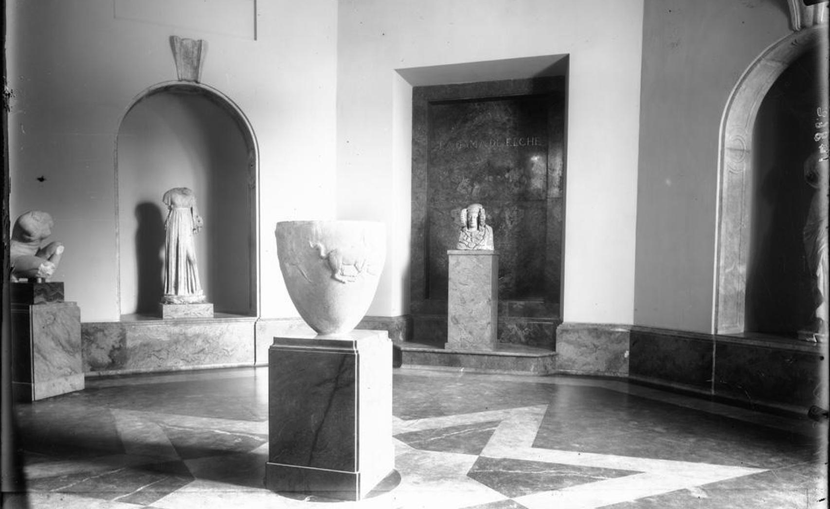 La Dama de Elche, expuesta en el Museo del Prado.