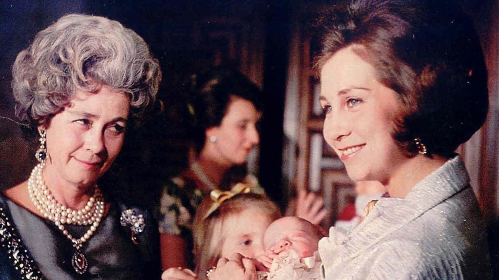 Federica de Hannover junto a la emérita Sofía.