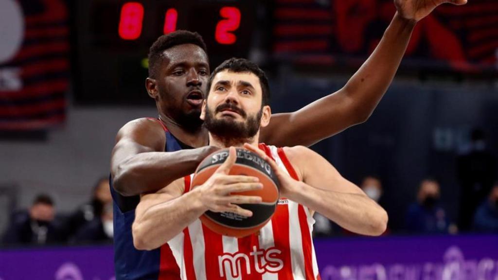 Fall en el partido ante Estrella Roja