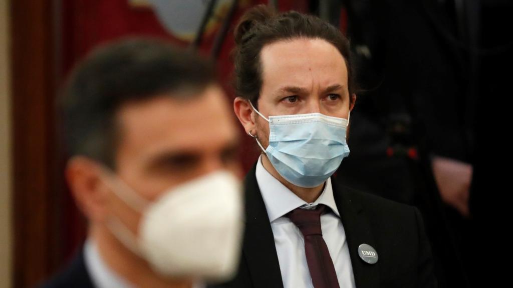 Pedro Sánchez y Pablo Iglesias durante el acto por el 40 aniversario del 23-F en el Congreso.