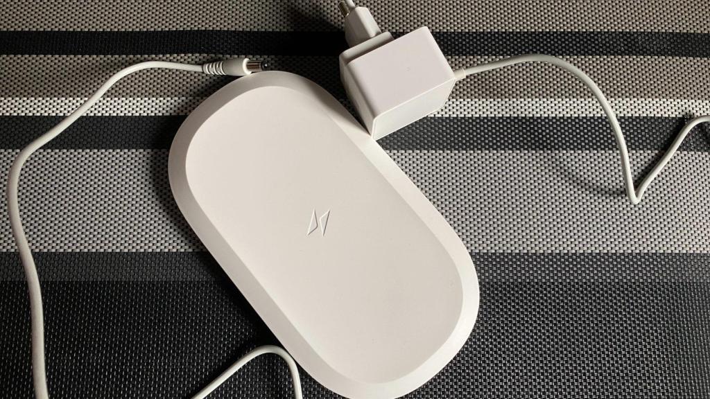 Este cargador inalámbrico de Sandisk también es un SSD que guarda las fotos