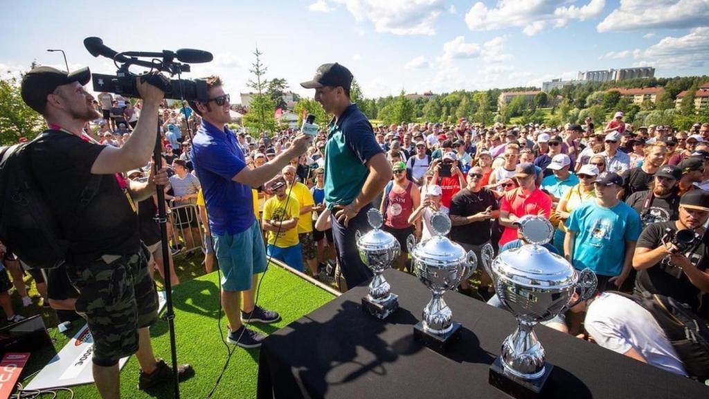 Paul McBeth en una entrega de trofeos