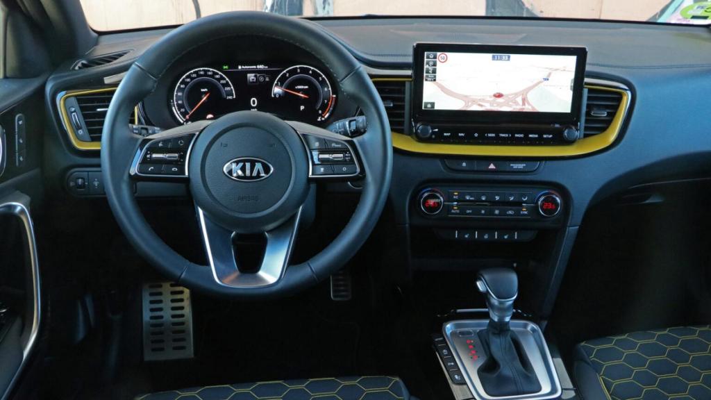 Interior del Kia XCeed.