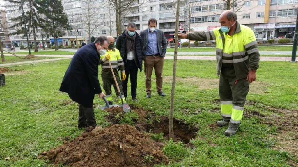 Caballero en Avenida de Castelao esta mañana