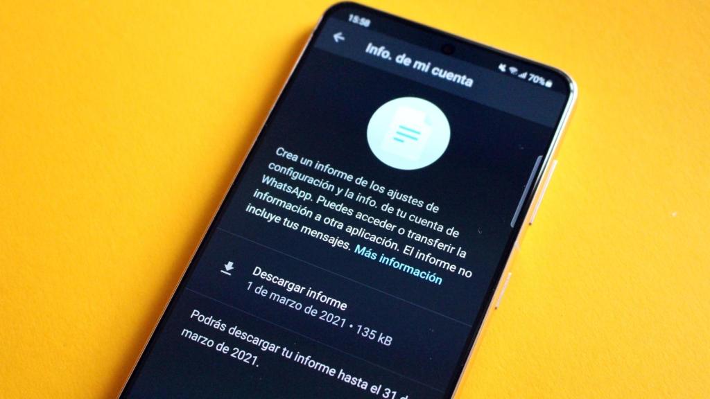 WhatsApp permite descargar un informe con la información de la cuenta.