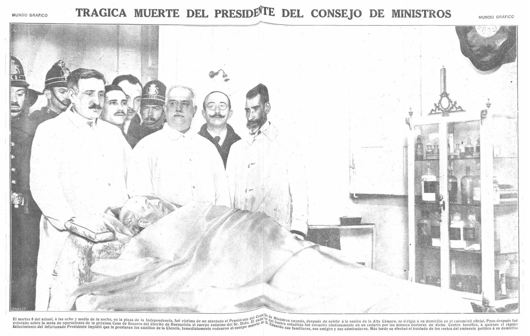 Recorte de prensa de una doble de 'Mundo gráfico' informando sobre el suceso.