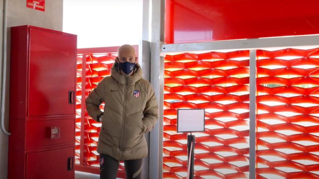 Virginia Torrecilla entrando en las instalaciones del Atlético de Madrid