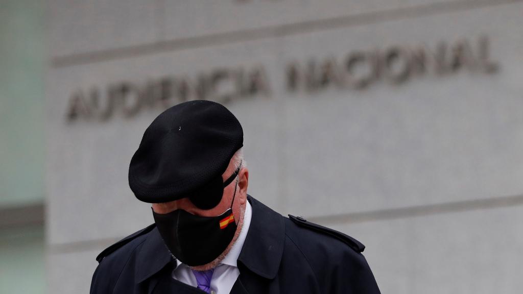 El excomisario José Manuel Villarejo a su salida este jueves de la Audiencia Nacional.