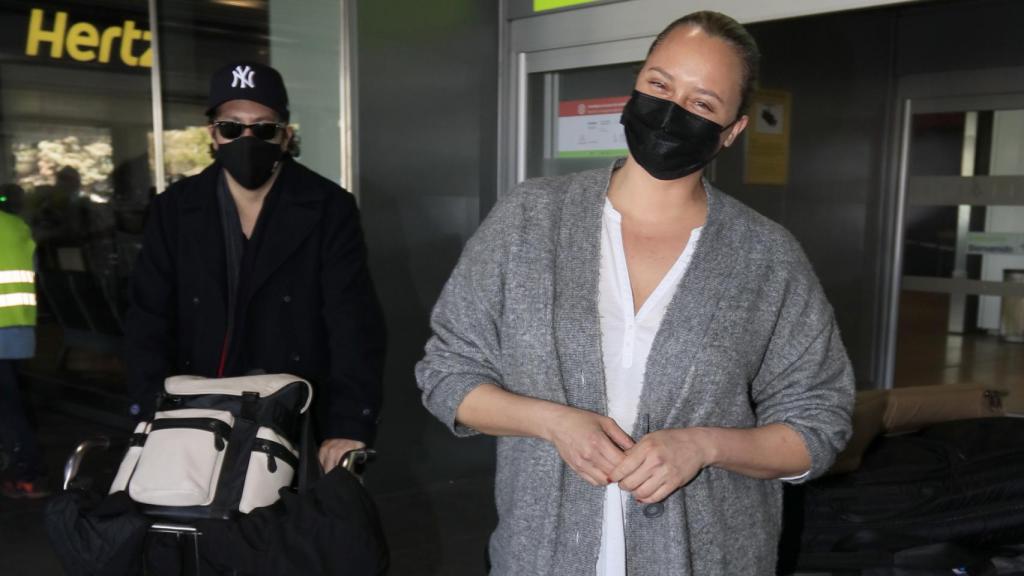 Shaila Dúrcal ha llegado a España junto a su pareja, Dorio Ferreira.