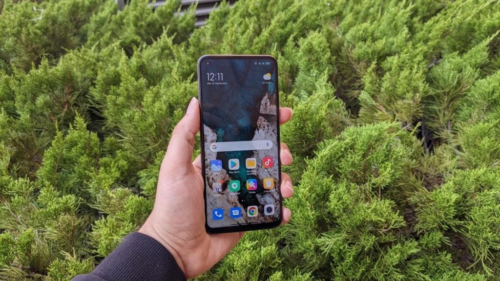 Este es el móvil de gama alta más barato que recomendamos