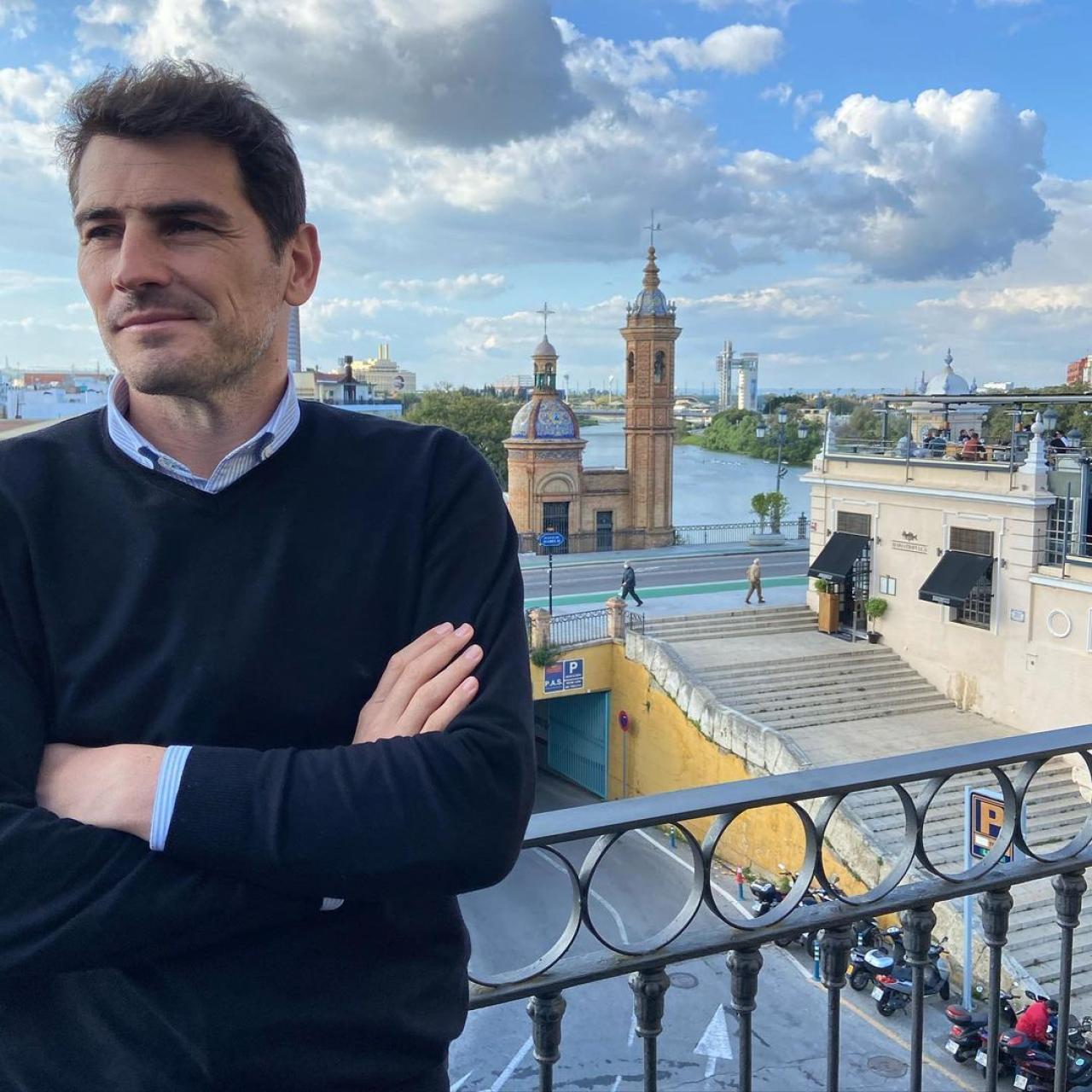 Casillas en la imagen que compartió de su estancia en Sevilla.