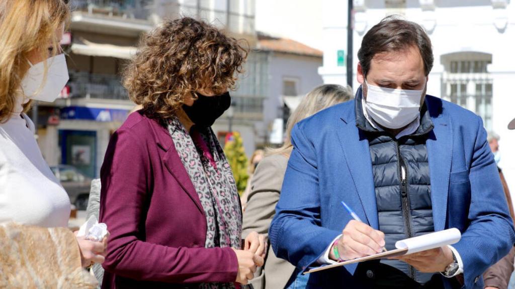 Paco Núñez y Dolors Montserrat este miércoles en Tomelloso