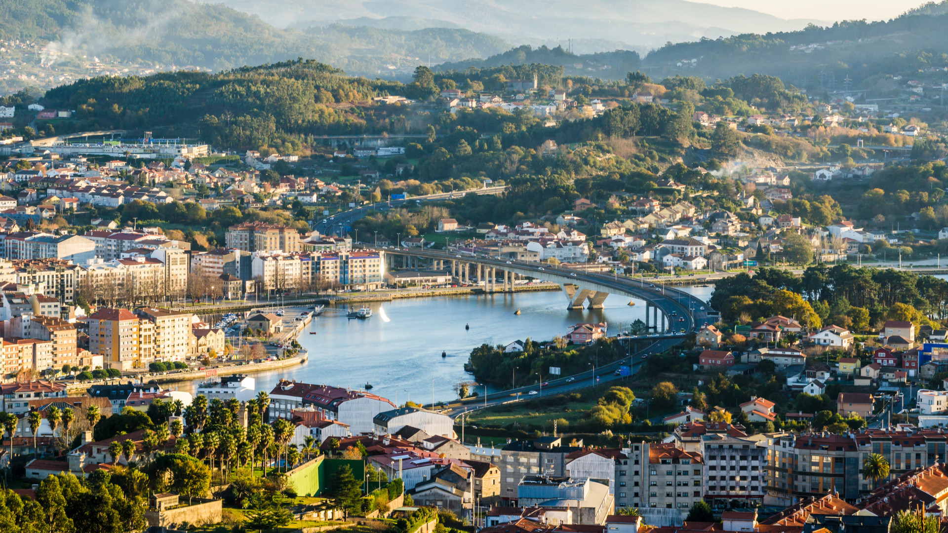 Panorámica del Puente de la Ría