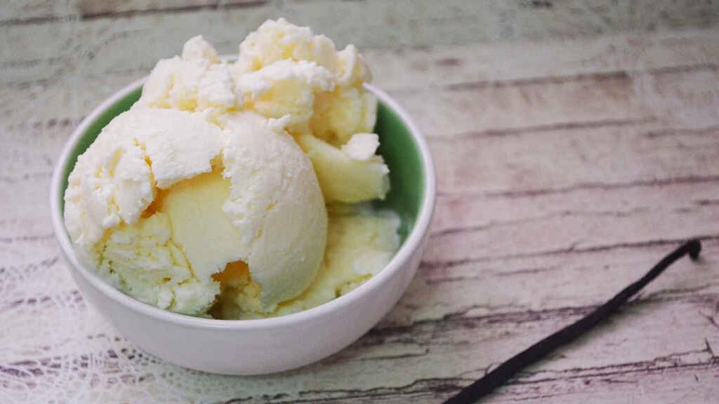 El helado favorito de Rafael Ruiz es el de vainilla.