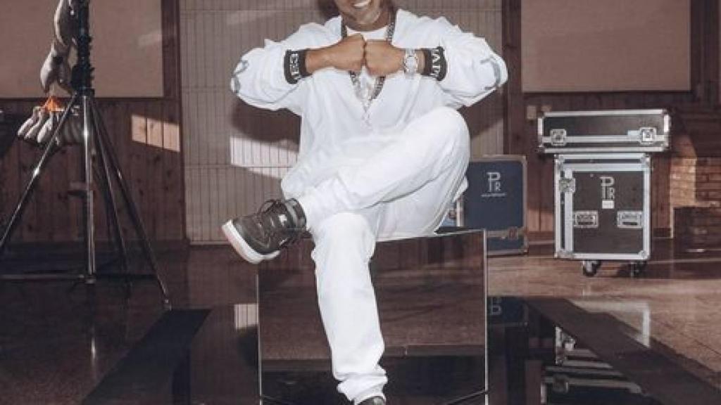 Ronaldinho, en su estudio de música