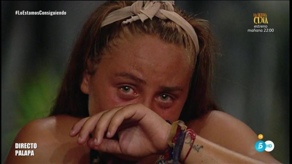 Rocío rota en llanto en uno de los llamamientos que hizo a su madre desde la isla de 'Supervivientes'.