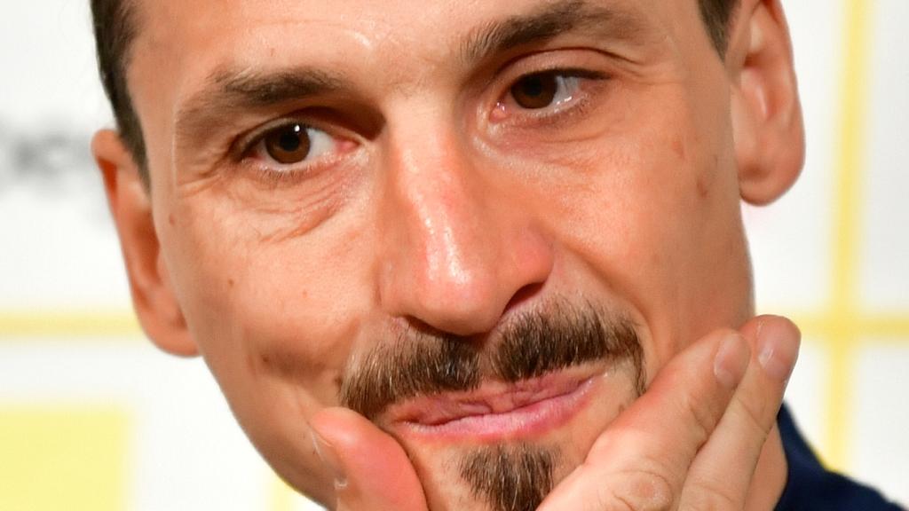 Zlatan Ibrahimovic, en rueda de prensa con la selección de Suecia