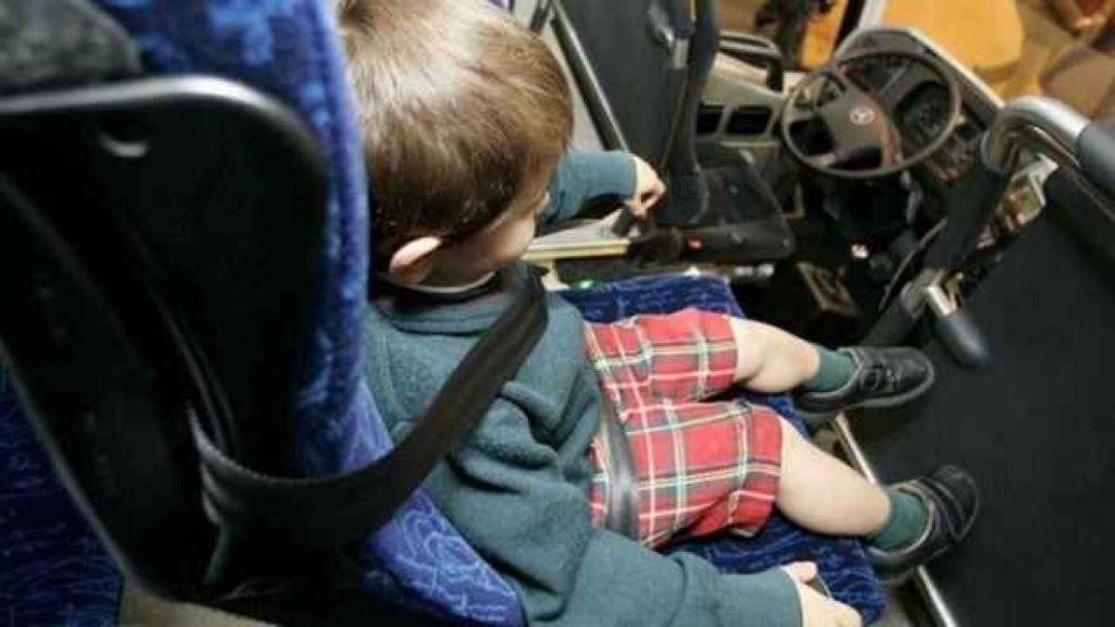 El correcto uso de los sistema de retención infantil (SRI) también ha sido vigilado.