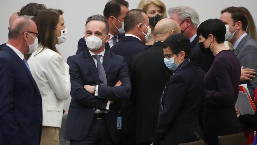 Los ministros de Exteriores de la OTAN, durante la reunión de este martes