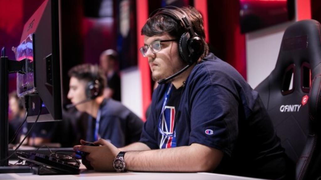 Avemario32, durante un torneo presencial