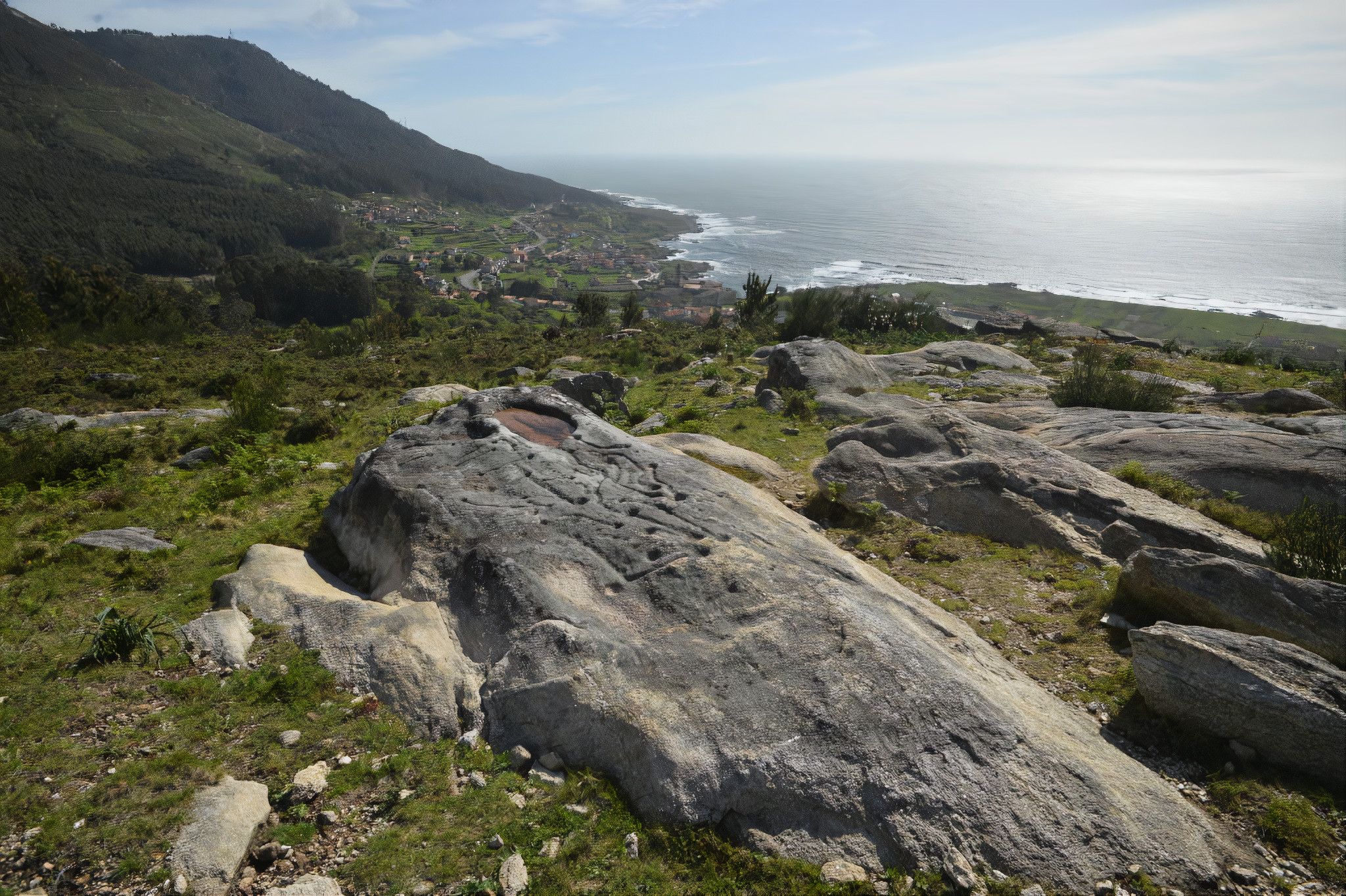 Petroglifos de A Pedreira, situados en un mirador natural.