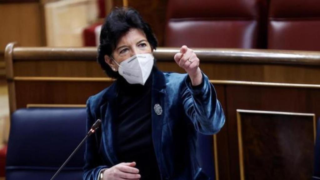 La ministra de Educación y Formación Profesional, Isabel Celaá, este miércoles en el Congreso.