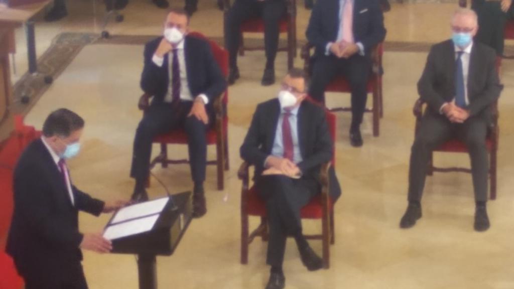 El socialista Serrano durante su intervención en el Pleno dirigida al alcalde Ballesta.