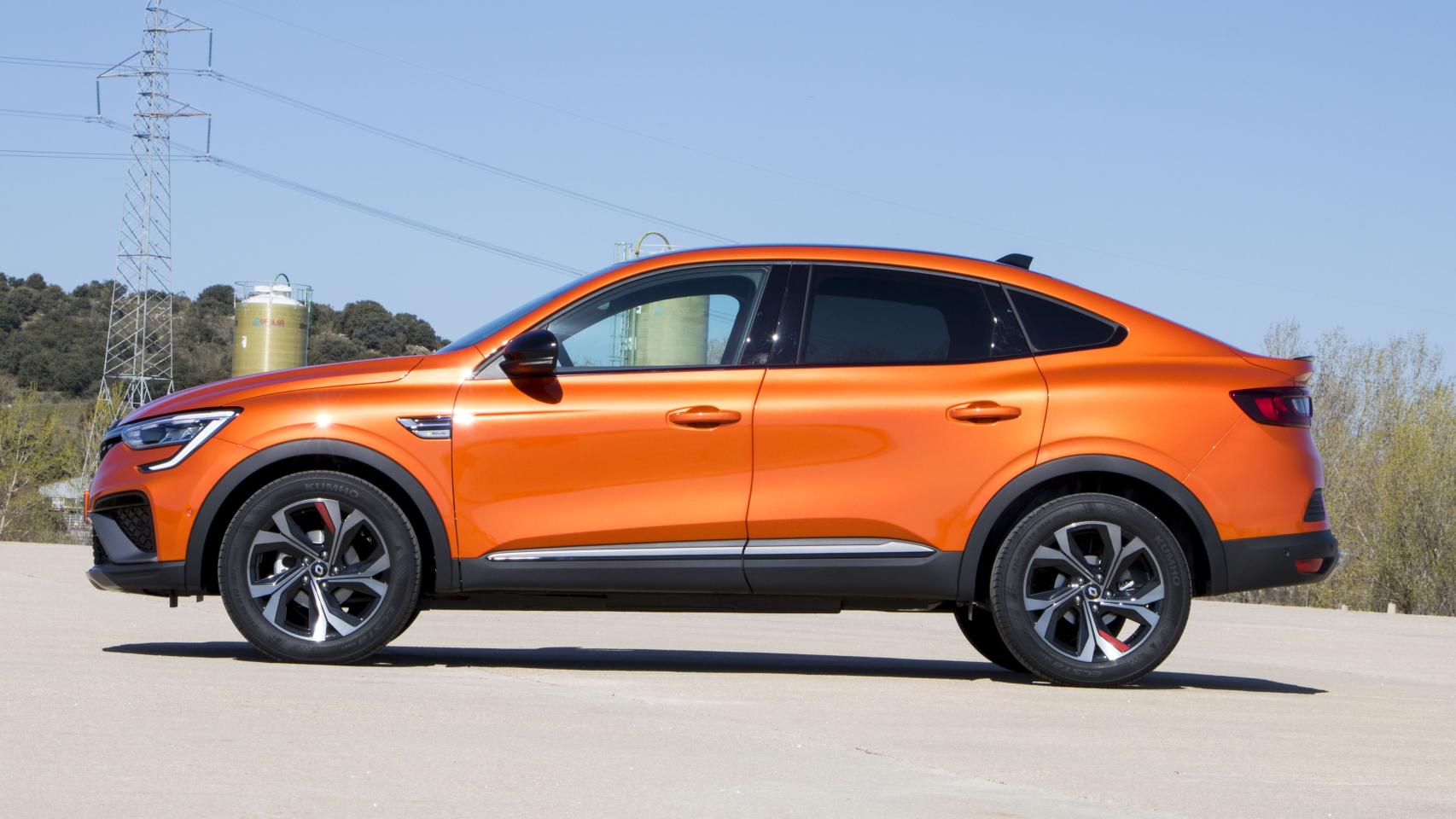 Todas las fotos del nuevo Renault Arkana, el SUV coupé que destaca por diseño y precio