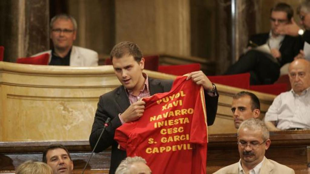 Albert Rivera, durante su primera legislatura en el parlamento regional catalán.
