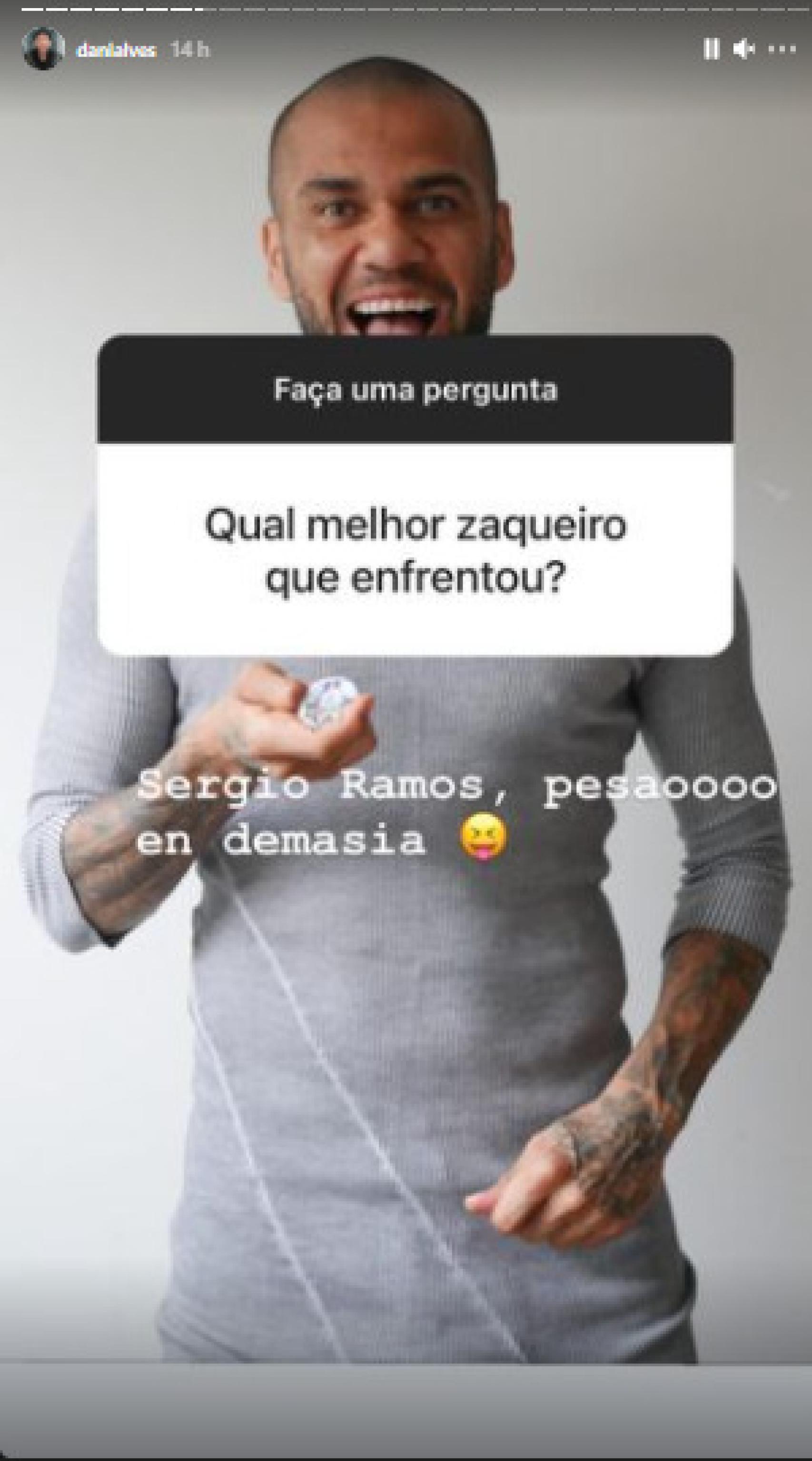 Dani Alves y su respuesta a quién es el mejor defensa del mundo en Instagram. Foto: Instagram (danialves)
