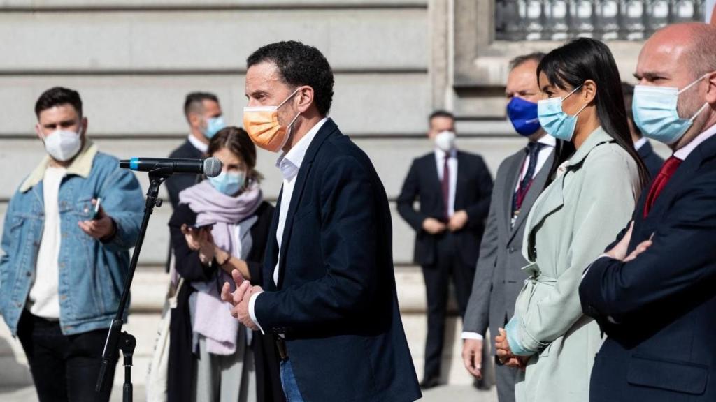 Edmundo Bal, junto a Villacís, en un acto de campaña.