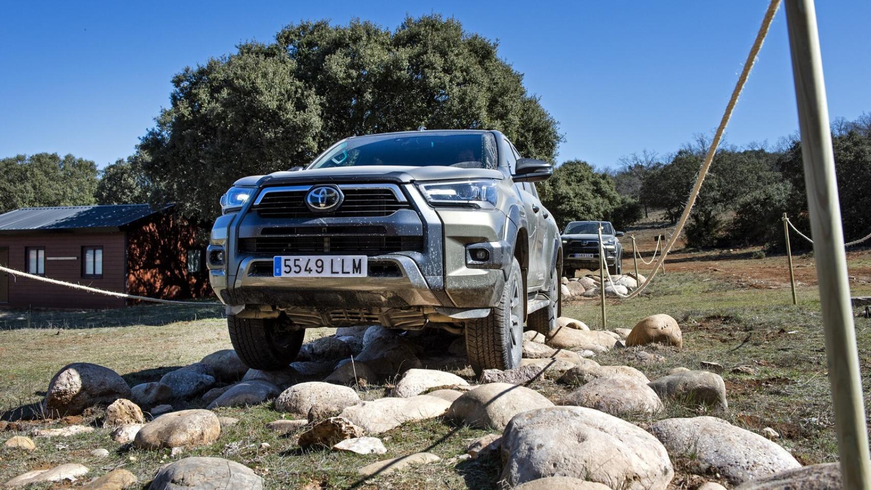 Gama Toyota 4x4: todas las fotos del RAV4, Highlander, Land Cruiser e Hilux