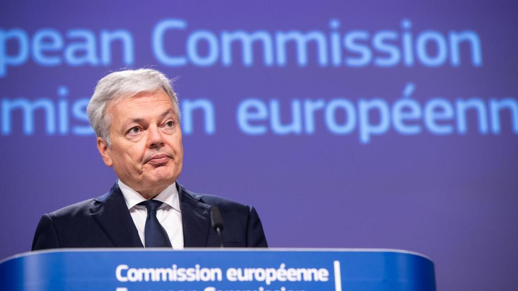 El comisario  de Justicia, Didier Reynders, durante la rueda de prensa de este miércoles