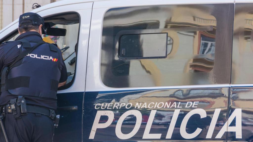 Agentes de la Policía Nacional.
