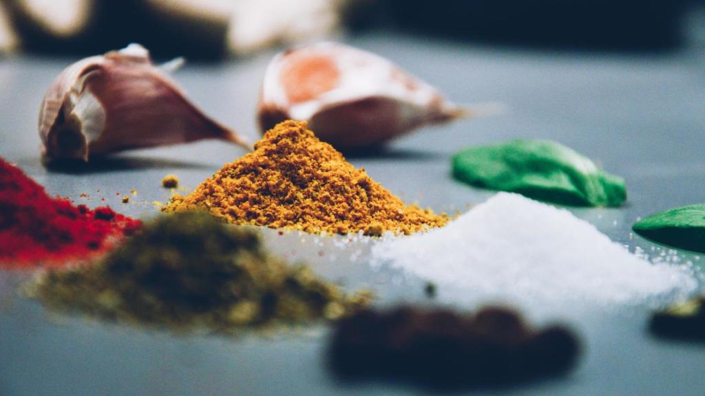 Muchas especias son una excelente alternativas a la sal, y más saludables.
