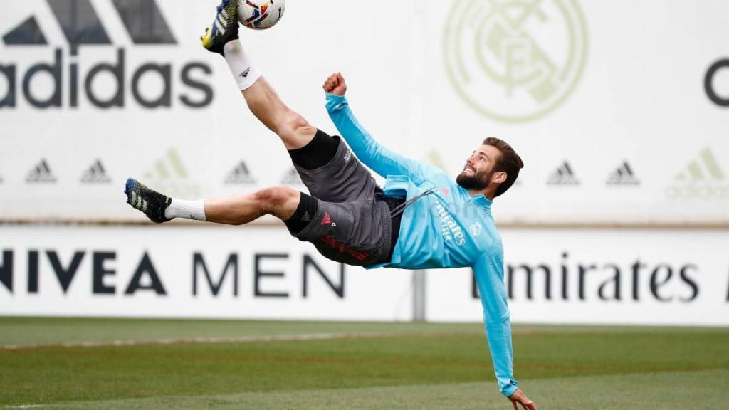 Nacho Fernández, durante un entrenamiento del Real Madrid