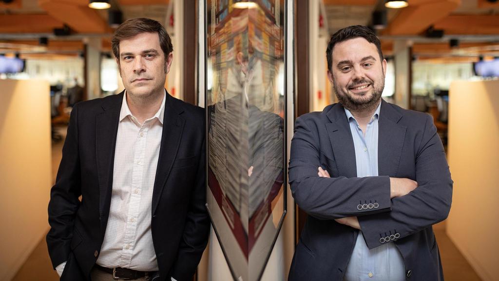 Mario Díaz, director adjunto de EL ESPAÑOL y Arturo Criado, subdirector de Invertia.