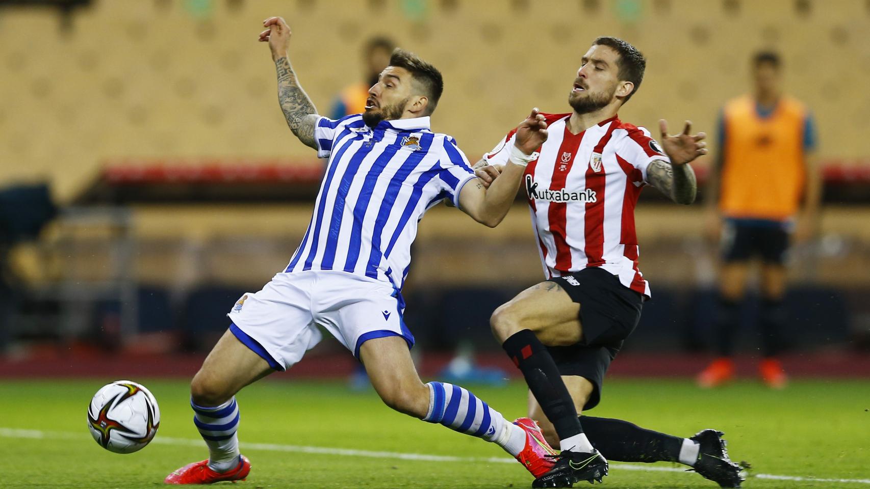 Penalti de Íñigo Martínez a Portu