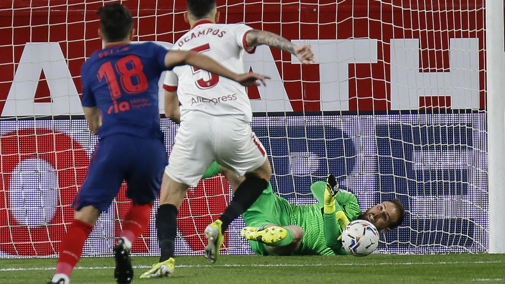 Oblak parando el penalti