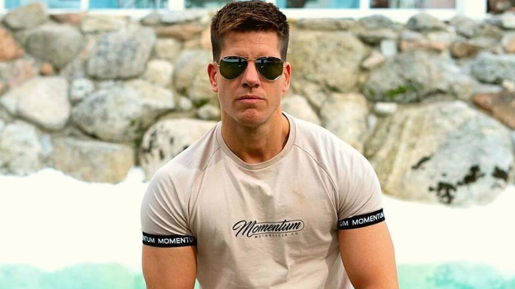 Carlos Algora en una imagen de sus redes sociales.