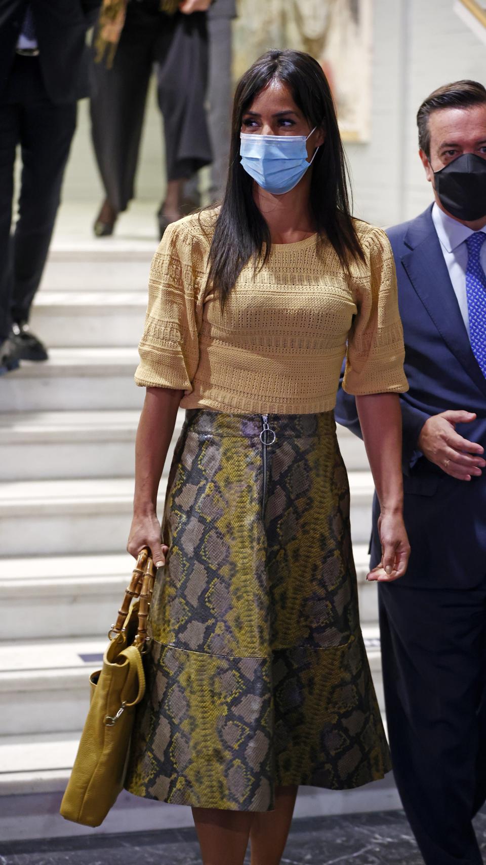 La vicealcaldesa de Madrid, Begoña Villacís, con falda de Zara.