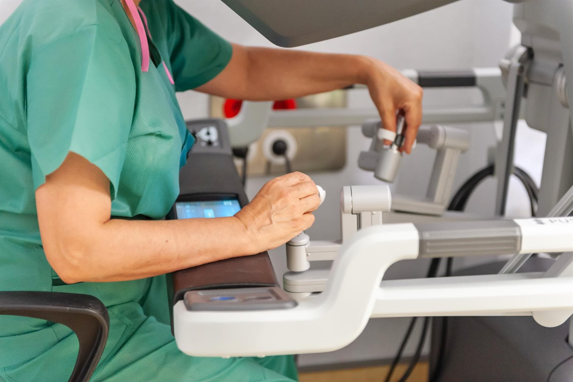 Darriba también es la única en Galicia en realizar cirugía robótica