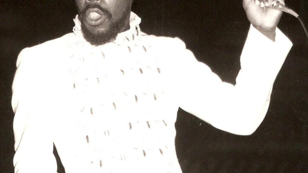 El músico Henry Stephen, en una imagen compartida por el ministro venezolano en redes sociales.