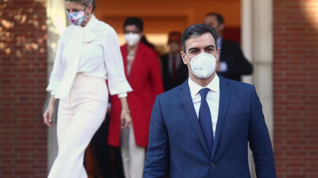 El presidente del Gobierno, Pedro Sánchez; a su llegada para la tradicional foto de familia del Ejecutivo.